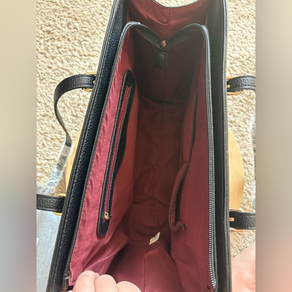 - Boutique NWT Vegan Leather Shoulder Bag & - Picture 5 of 11